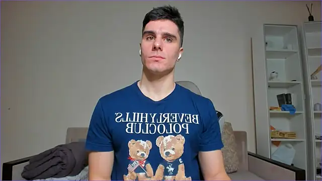 Snapshot of sam_huston chatting on March 2025 02:14:02 AM sam huston online show from March 2025 02:14:02 AM