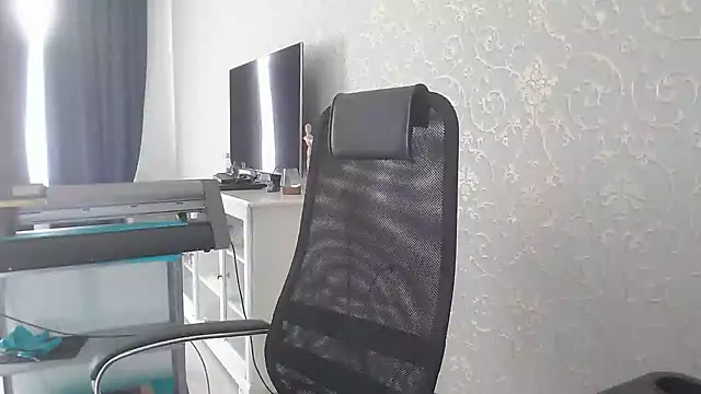 Marselle Laker online show from February 2025 11:06:02 AM