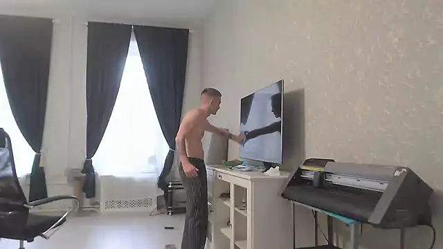 Marselle Laker online show from February 2025 10:53:02 AM