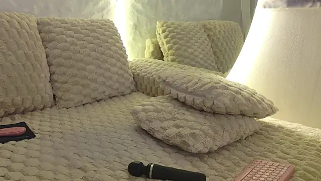 moniqque online show from July 2026 08:04:02 AM