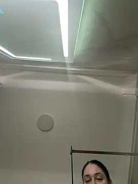 moniqque online show from February 2026 07:44:02 PM