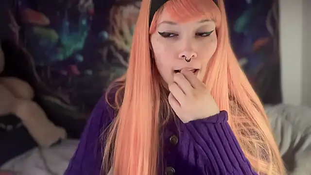 Snapshot of FRRANNKIE chatting on February 2026 01:49:02 PM FRRANNKIE online show from February 2026 01:49:02 PM