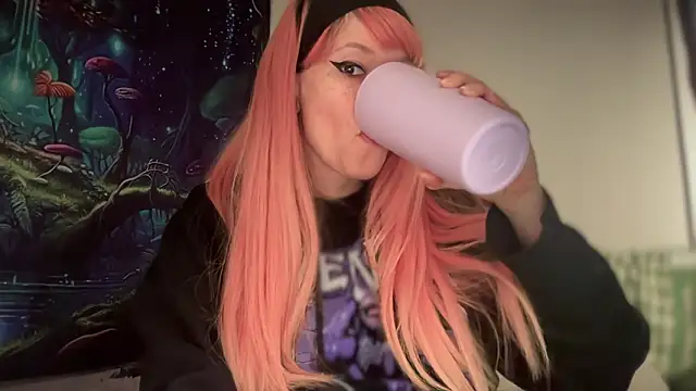 Snapshot of FRRANNKIE chatting on February 2026 02:27:02 PM FRRANNKIE online show from February 2026 02:27:02 PM