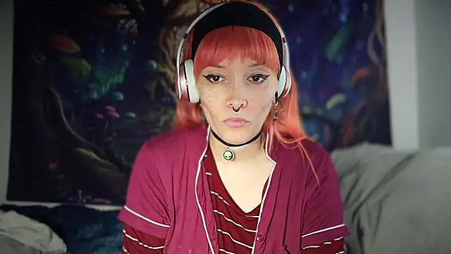 Snapshot of FRRANNKIE chatting on November 2025 01:38:01 AM FRRANNKIE online show from November 2025 01:38:01 AM