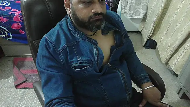 rentarob online show from November 2025 05:46:01 PM