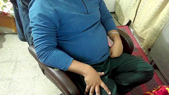 rentarob online show from December 2025 05:06:01 PM