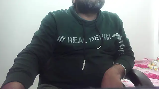 rentarob online show from February 2025 06:38:01 PM