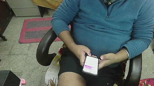 rentarob online show from December 2025 06:18:02 PM