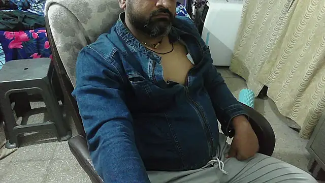 rentarob online show from November 2025 05:05:02 PM