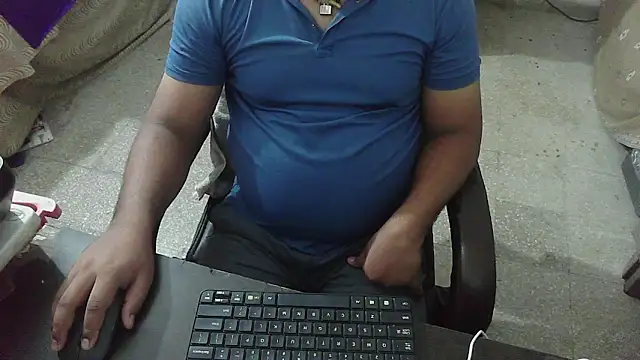 rentarob online show from October 2025 09:37:01 PM