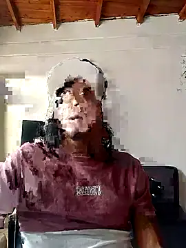 Snapshot of Williamjamess95 chatting on March 2025 05:09:01 PM Williamjamess95 online show from March 2025 05:09:01 PM