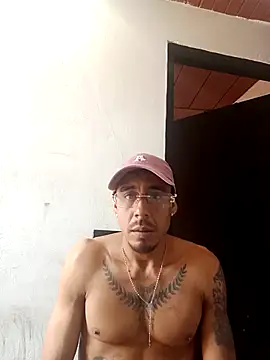 Snapshot of Williamjamess95 chatting on April 2026 04:13:01 PM Williamjamess95 online show from April 2026 04:13:01 PM