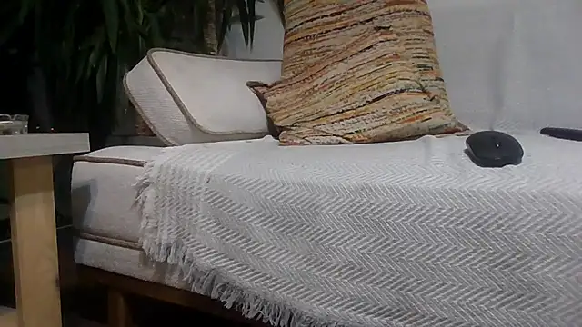 reslerkek31 online show from November 2025 09:47:02 PM
