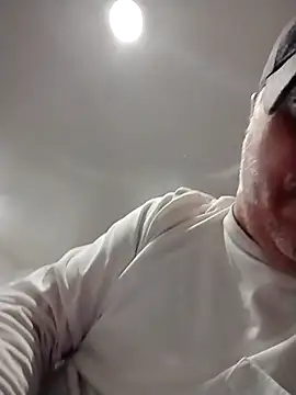 JRock69nKzoo online show from February 2026 03:45:02 PM