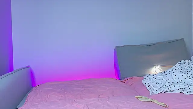 lina stones online show from March 2026 02:12:02 PM