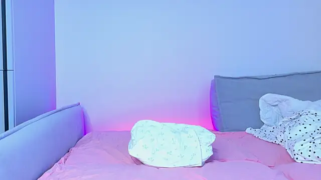 lina stones online show from March 2026 09:27:01 AM