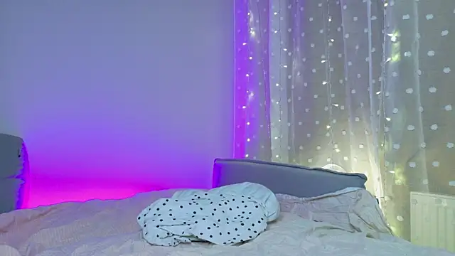 lina stones online show from January 2026 05:27:02 PM