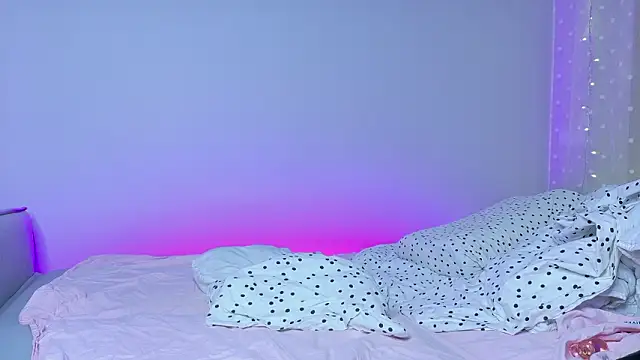 lina stones online show from March 2026 01:38:02 PM