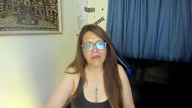 Snapshot of Ivette_Shaira chatting on June 2026 11:38:02 AM Ivette Shaira online show from June 2026 11:38:02 AM