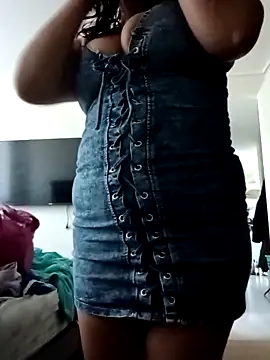 Morenitha-XXX online show from November 2025 12:42:02 PM