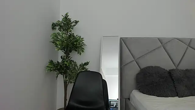 BlueEyesLexy online show from April 2026 07:44:01 AM