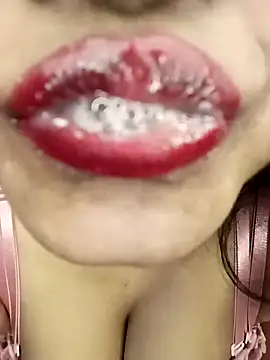 Hotlisa online show from December 2024 04:11:01 AM