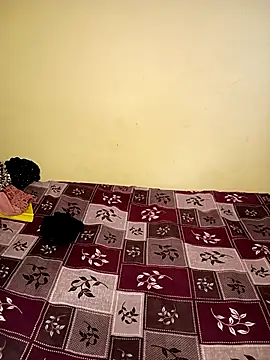 Hotlisa online show from December 2025 04:25:01 AM