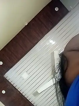 Hotlisa online show from January 2026 04:05:02 AM