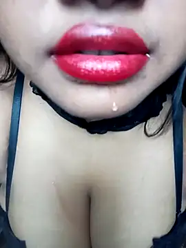 Hotlisa online show from February 2026 05:40:02 AM