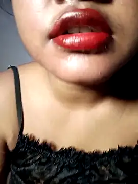 Hotlisa online show from March 2026 05:30:02 PM