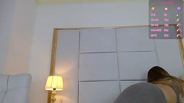 Snapshot of samanta_harriss1 chatting on December 2024 11:57:02 AM samanta harriss1 online show from December 2024 11:57:02 AM