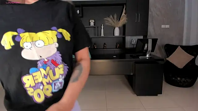 Snapshot of BiancaPierce chatting on December 2025 11:58:01 AM BiancaPierce online show from December 2025 11:58:01 AM