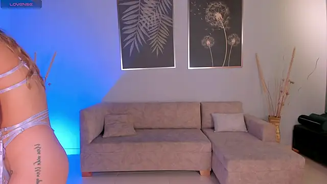 BiancaPierce online show from November 2025 12:09:01 PM