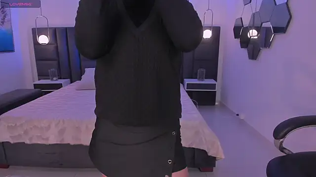 BiancaPierce online show from November 2025 12:31:02 PM