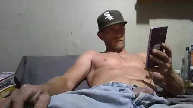 daddytim0 online show from April 2026 11:41:02 PM