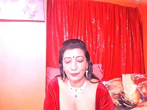 indiansarika65 online show from April 2026 07:18:01 PM