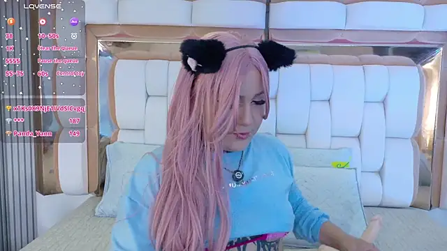 valkiria moore online show from February 2026 08:08:02 PM