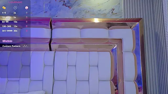 valkiria moore online show from September 2025 07:54:02 PM