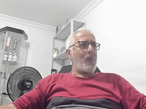 cenizo10124 online show from December 2025 10:27:02 PM