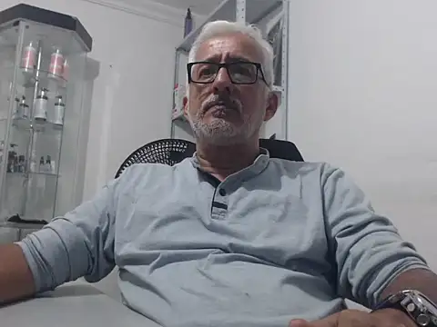 cenizo10124 online show from October 2025 02:22:02 AM