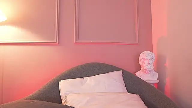 Snapshot of Paulah_x chatting on February 2026 07:36:01 PM Paulah x online show from February 2026 07:36:01 PM