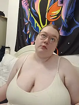 Snapshot of Sexycurvyemilyy chatting on July 2026 09:58:02 PM Sexycurvyemilyy online show from July 2026 09:58:02 PM