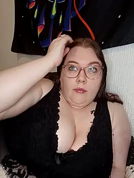 Sexycurvyemilyy online show from March 2026 10:10:02 PM