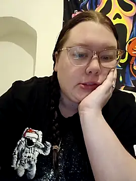 Sexycurvyemilyy online show from November 2025 03:48:01 PM