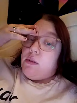 Sexycurvyemilyy online show from November 2025 10:32:01 PM