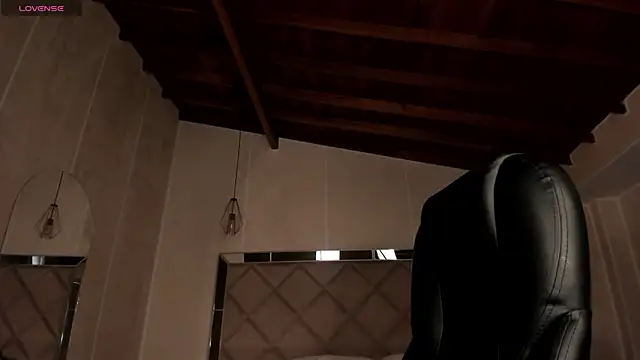 SophiePalmer online show from March 2026 12:20:02 PM