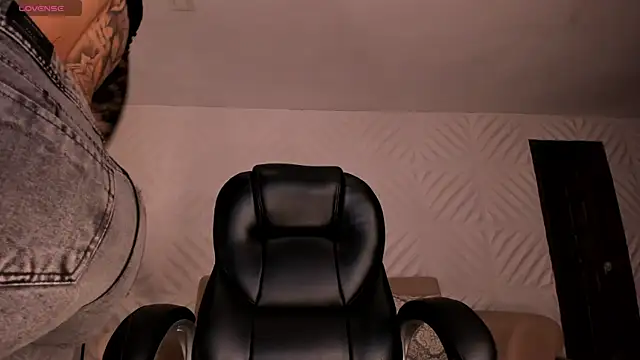 Snapshot of SophiePalmer chatting on November 2025 11:09:01 AM SophiePalmer online show from November 2025 11:09:01 AM