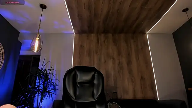 Snapshot of SophiePalmer chatting on October 2025 11:20:02 AM SophiePalmer online show from October 2025 11:20:02 AM