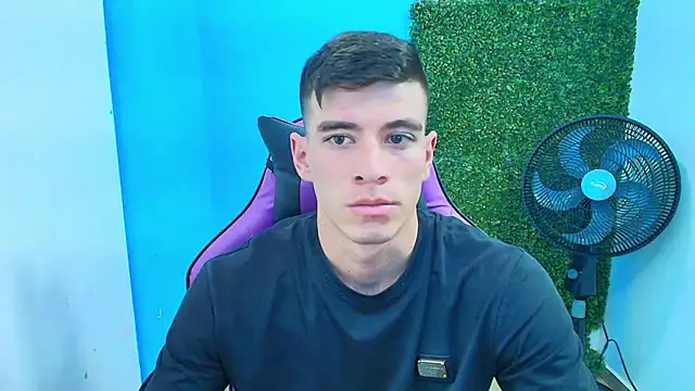 DEIBY BABY online show from February 2025 02:01:01 AM