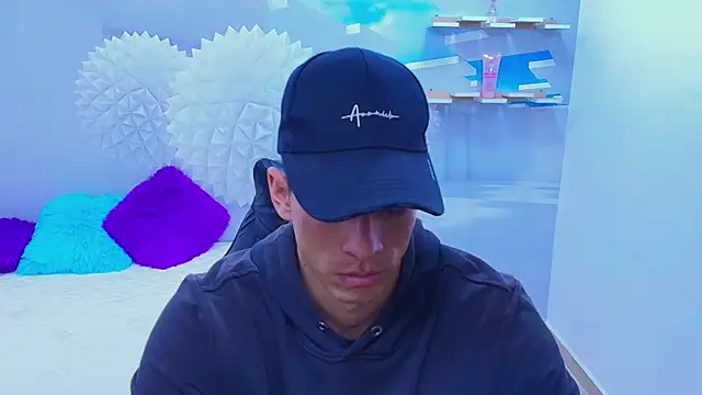 DEIBY BABY online show from November 2025 07:25:02 PM